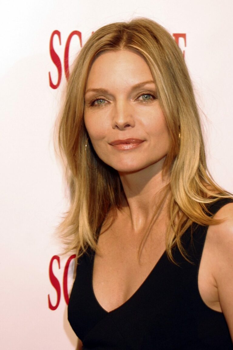 Michelle Pfeiffer Net Worth, Early Life, Career, And Personal Life It